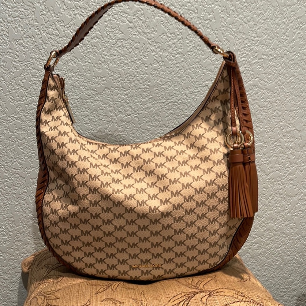 Michael Kors shoulder bag